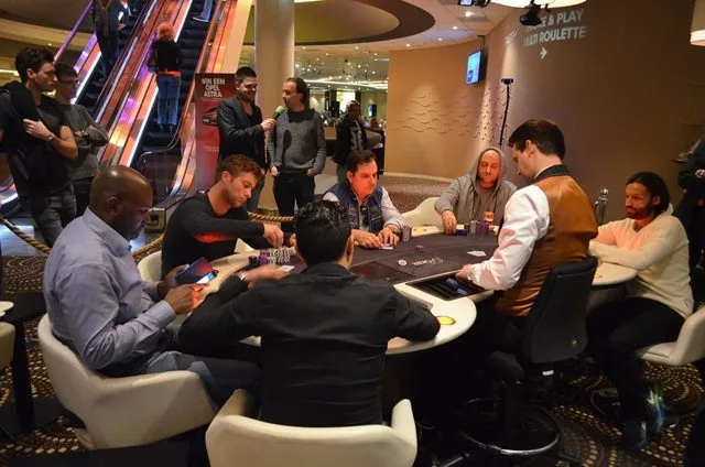 Nog zes er in | 2016/02 - Scheveningen Poker Series - €600 NLHE Main Event - 